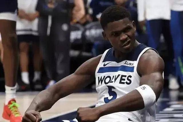 火箭轻取黄蜂重回西部第二 老鹰送森林狼3连败